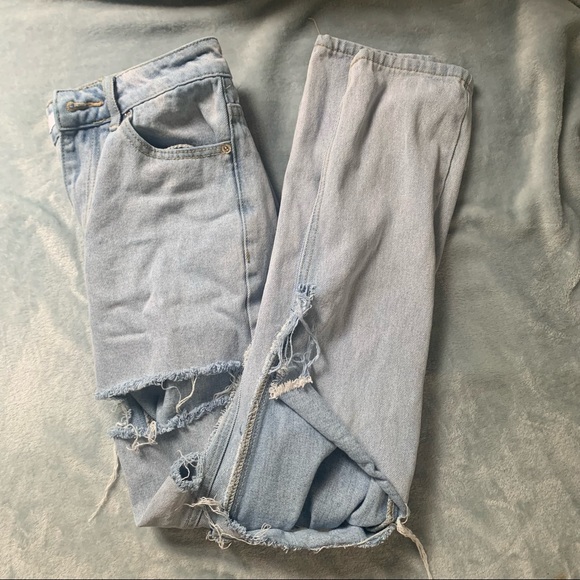 COPY - Light wash straight jeans. - Picture 2 of 2